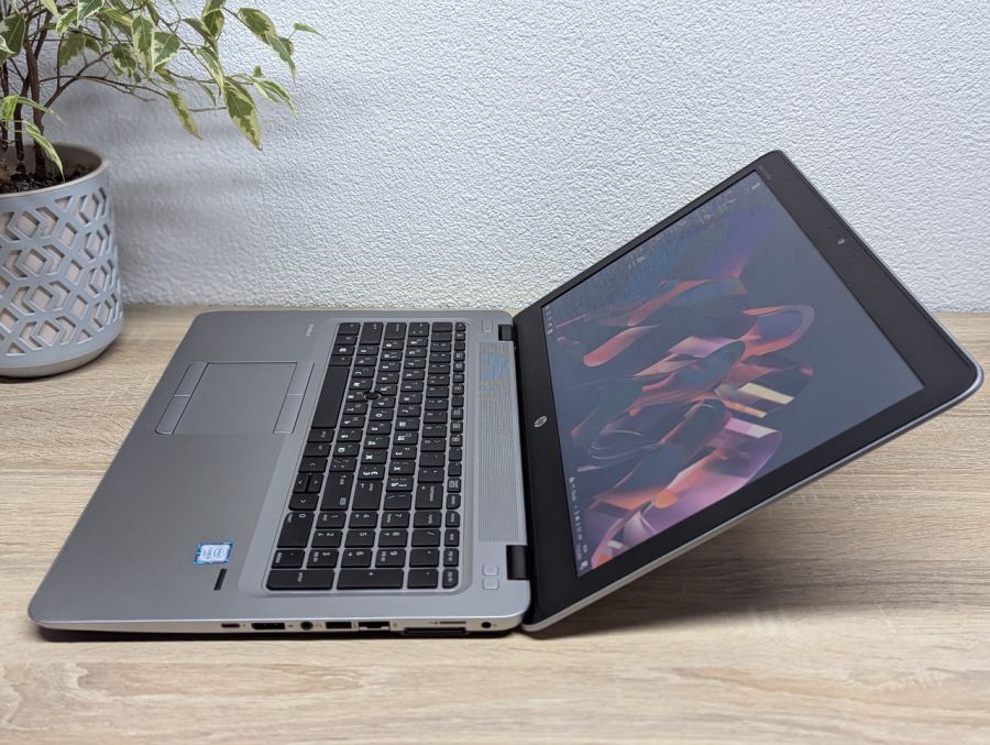 Ноутбук Б/В HP EliteBook 850 G3, Intel Core i5-6200U, DDR4 8 GB, SSD 128GB, 15.6" HD