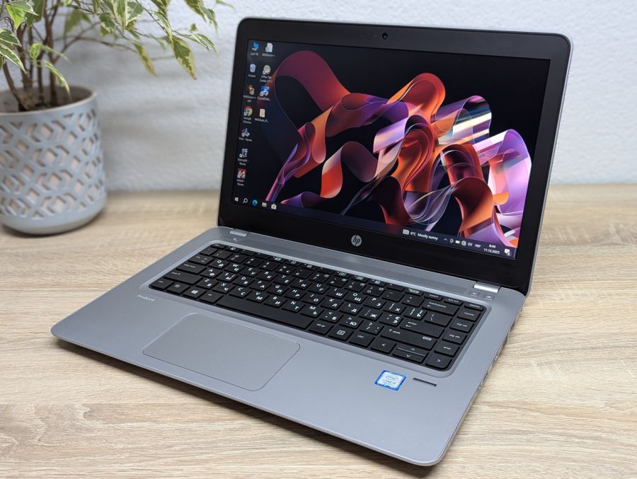 Уцінка! Ноутбук Б/В HP ProBook 440 G4, Intel Core i5-7200U, DDR4 8 GB, SSD 128GB, 14" Full HD