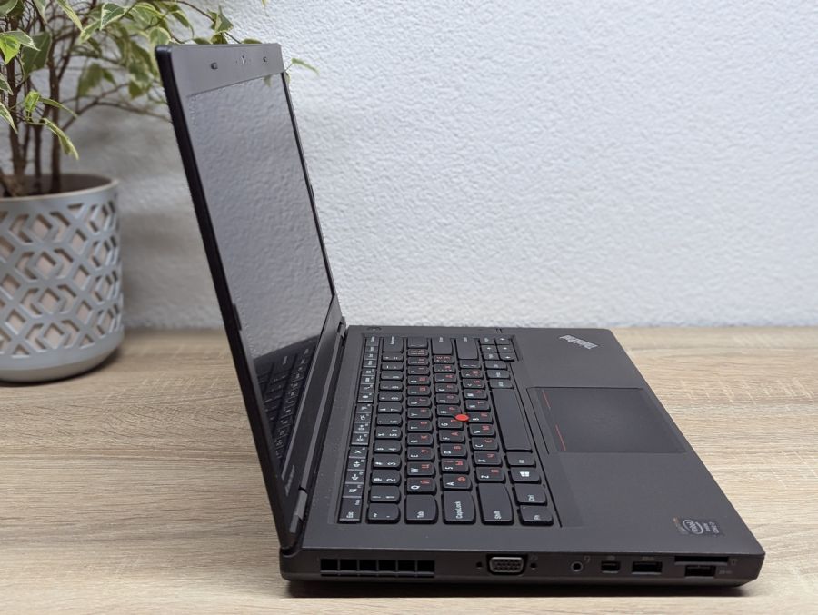 Ноутбук Б/В Lenovo T440P, Intel Core i7-4600M, DDR3 8 GB, SSD 128GB, 14" HD