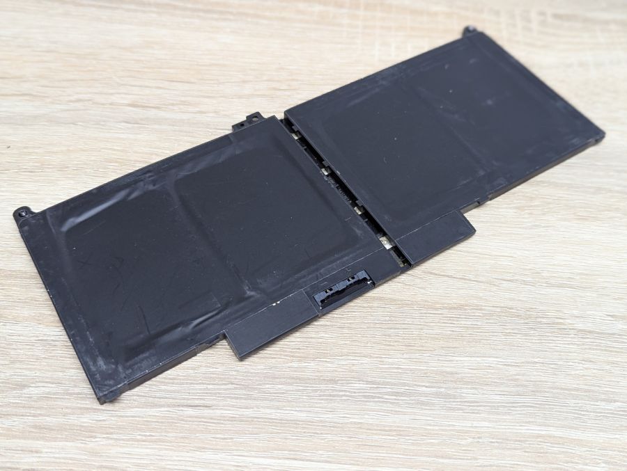 Б/В Акумуляторна батарея Dell CS-Del730NB (05VC2M)