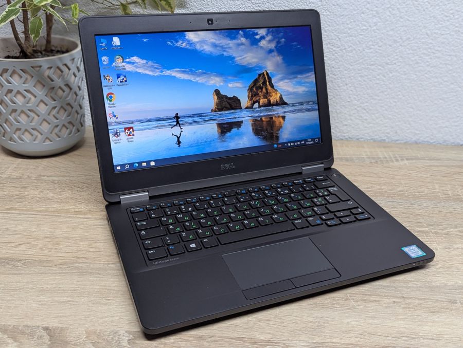 Уцінка! Ноутбук Б/В Dell Latitude E5270, Intel Core i3-6100U, DDR4 8 GB, SSD 128GB, 12" HD