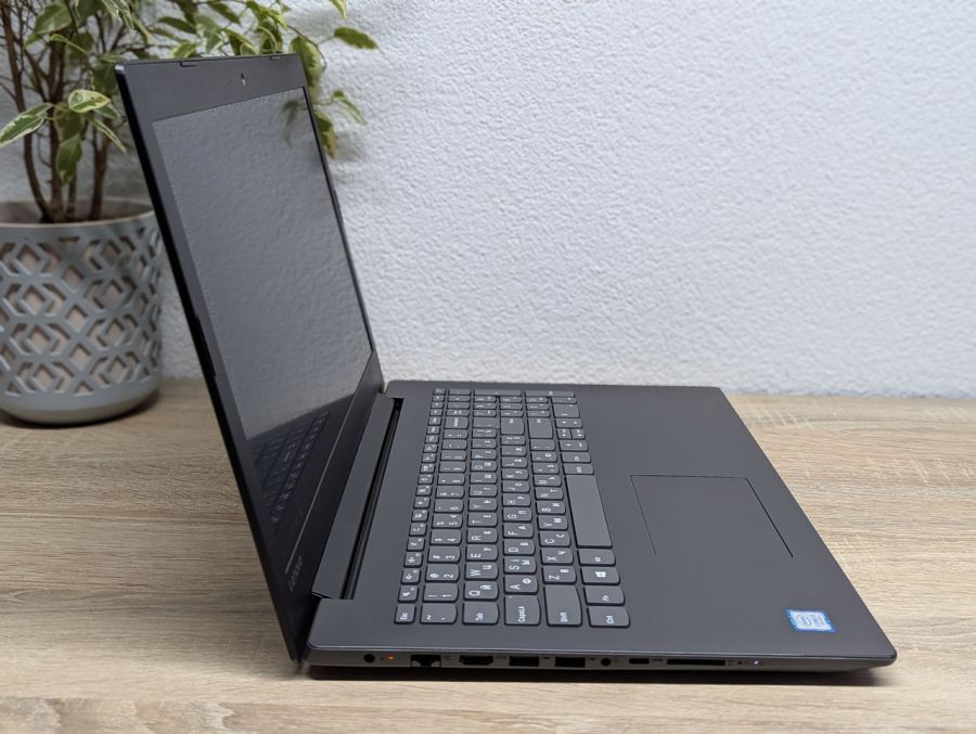 Ноутбук Б/В Lenovo IdeaPad 320-15IKB, Intel Core i3-7100U, DDR4 8 GB, SSD 128GB, 15.6" Full HD