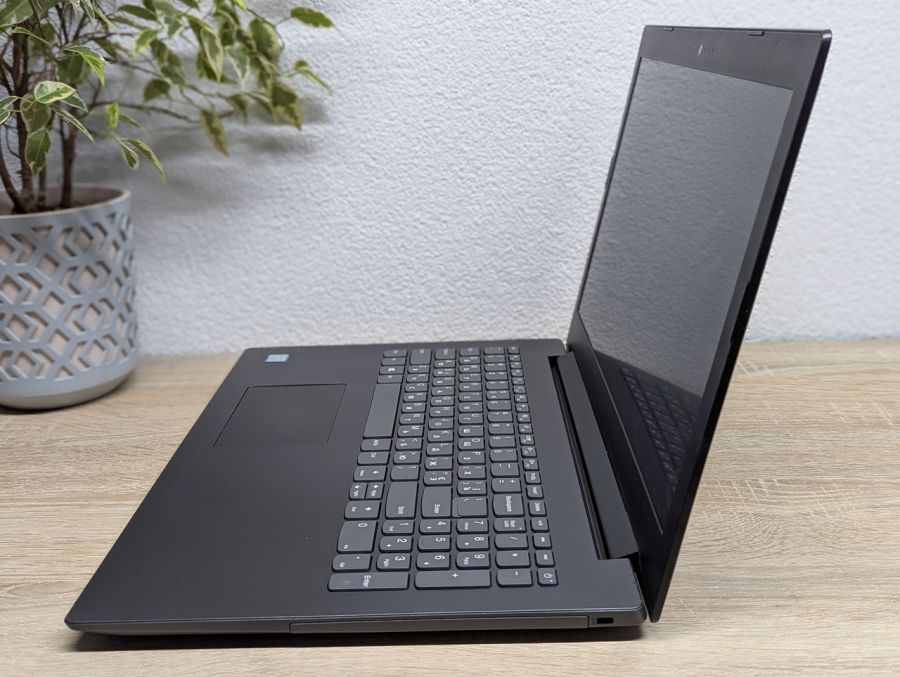 Ноутбук Б/В Lenovo IdeaPad 320-15IKB, Intel Core i3-7100U, DDR4 8 GB, SSD 128GB, 15.6" Full HD