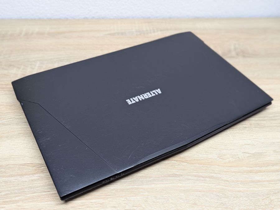 Ноутбук Б/В Clevo N85OHK, Intel Core i7-7700HQ, DDR4 32 GB, SSD 128GB + HDD 1TB, NVIDIA GeForce GTX 1050, 15.6" Full HD