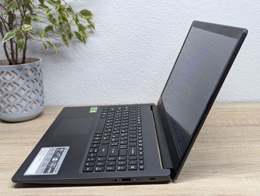 Ноутбук Б/В Acer Aspire 3 A315-55G, Intel Core i5-10210U, DDR4 16 GB, SSD 256GB, NVIDIA GeForce MX230 2Gb, 15.6" Full HD