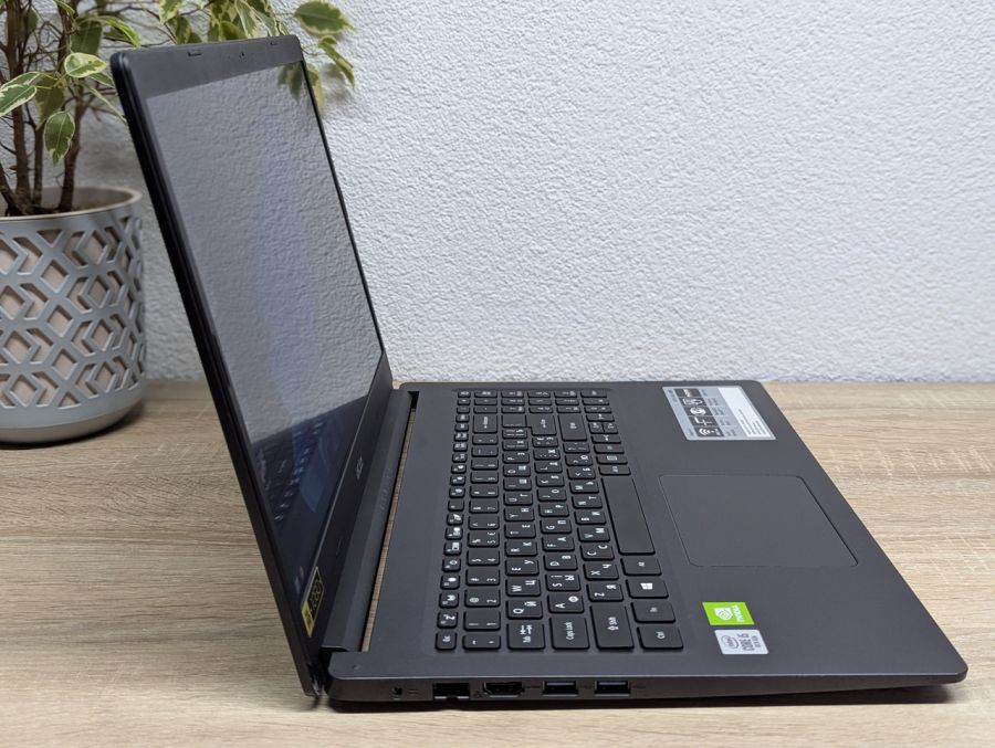 Ноутбук Б/В Acer Aspire 3 A315-55G, Intel Core i5-10210U, DDR4 16 GB, SSD 256GB, NVIDIA GeForce MX230 2Gb, 15.6" Full HD