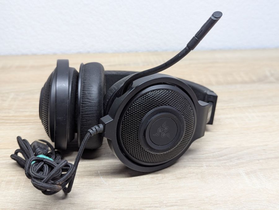 Б/В Ігрова гарнітура Razer Kraken 7.1 V2