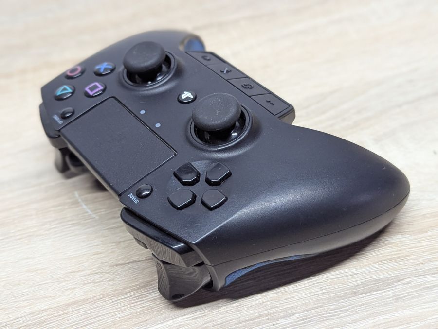 Б/В Ігровий контролер Razer Raiju RZ06-0197