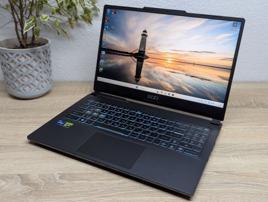 Ноутбук Б/В MSI Cybord 15 A13VE, Intel Core i7-13620H, DDR4 16 GB, SSD 512GB, NVIDIA GeForce RTX 4050 6Gb, 15" Full HD