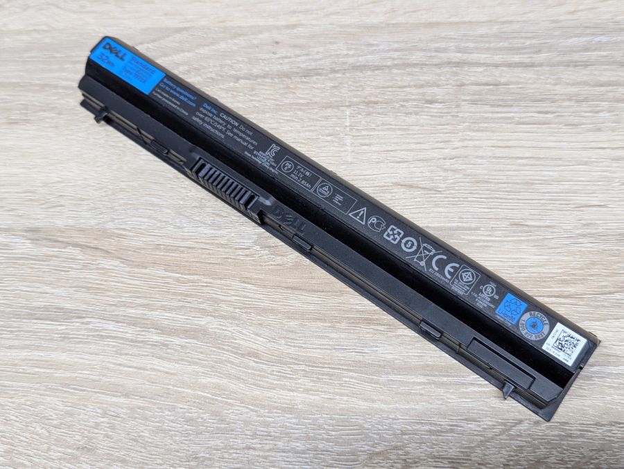 Б/В Оригінальна акумуляторна батарея Dell 7FF1K [ProductHub SKU 7FF1K]