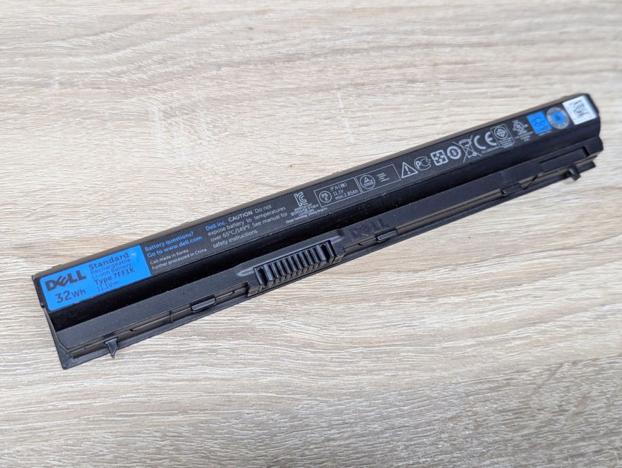 Б/В Оригінальна акумуляторна батарея Dell 7FF1K [ProductHub SKU 7FF1K]