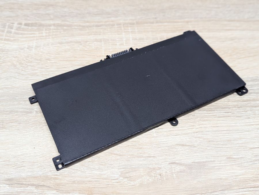 Б/В Оригінальна акумуляторна батарея HP BK03XL