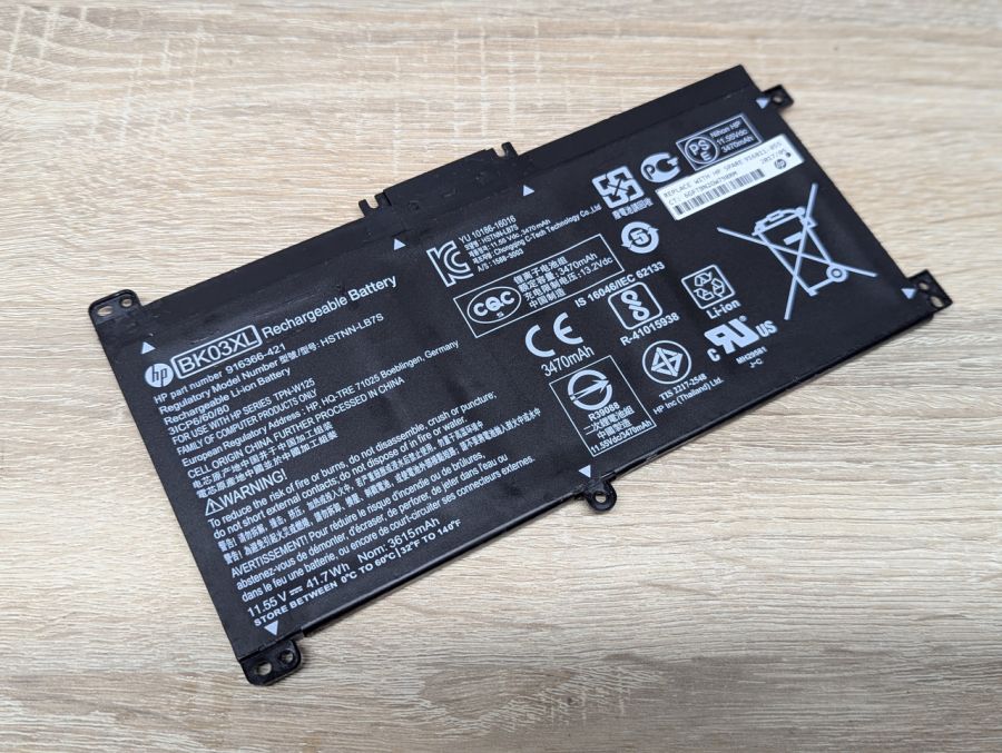 Б/В Оригінальна акумуляторна батарея HP BK03XL
