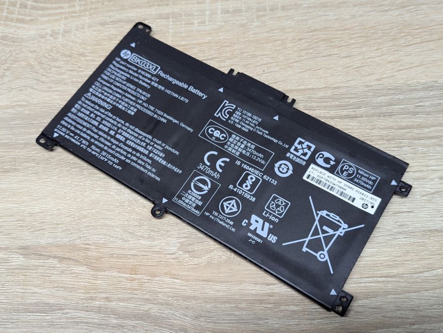 Б/В Оригінальна акумуляторна батарея HP BK03XL