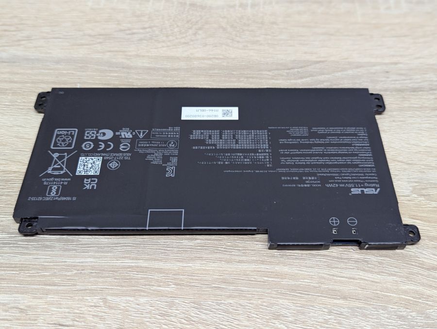 Б/В Оригінальна акумуляторна батарея Asus B31N1912