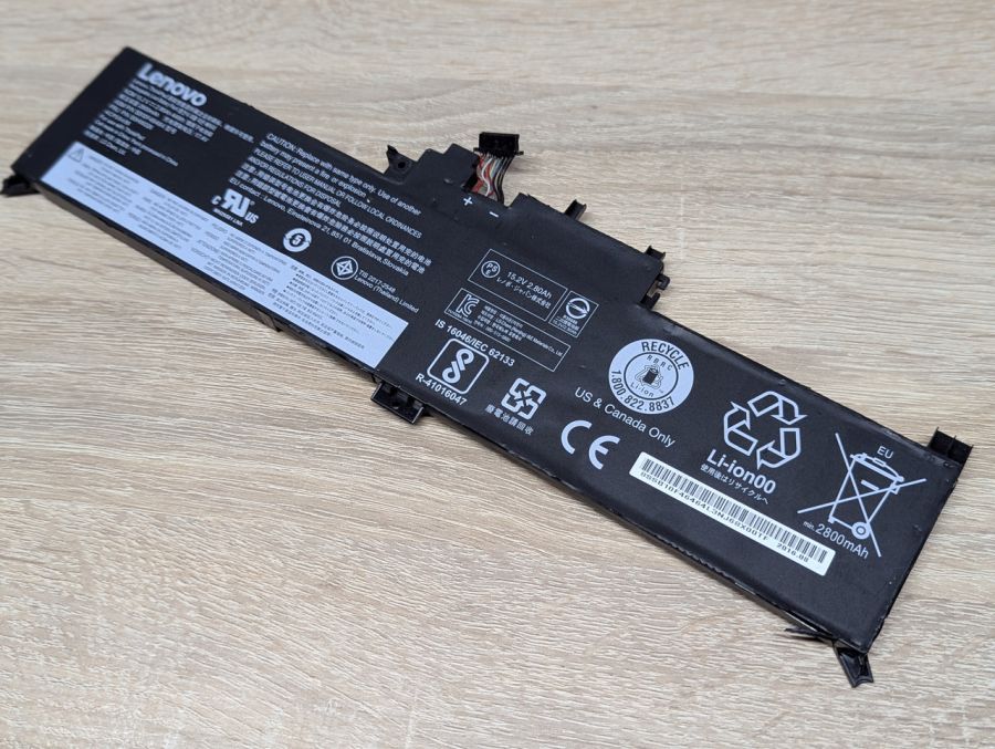Б/В Оригінальна акумуляторна батарея Lenovo SB10F46464