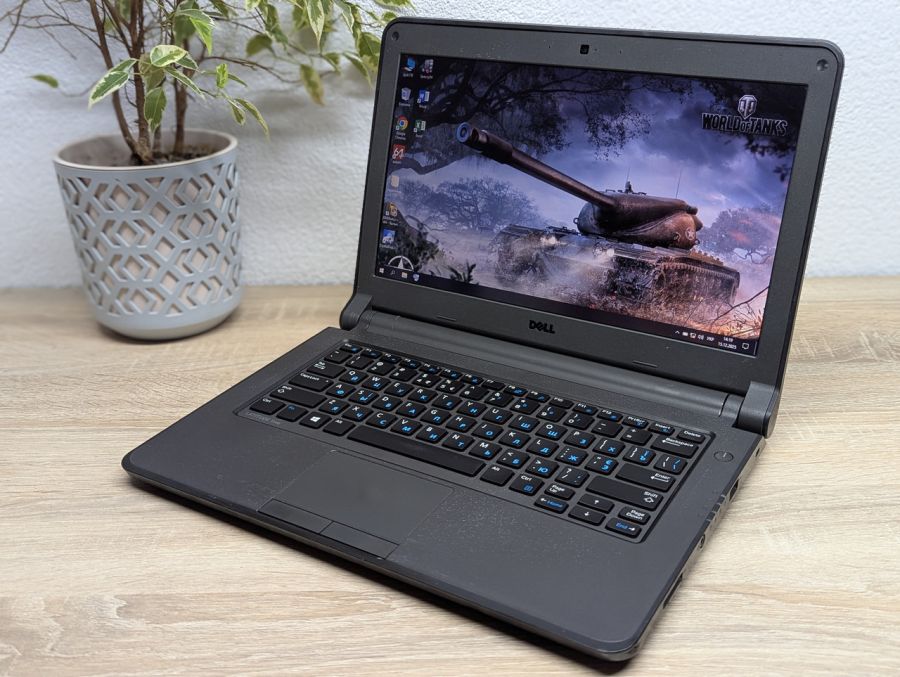 Уцінка! Ноутбук Б/В Dell Latitude 3340, Intel Core i3-4005U, DDR3 8 GB, SSD 128GB, 13.3" HD