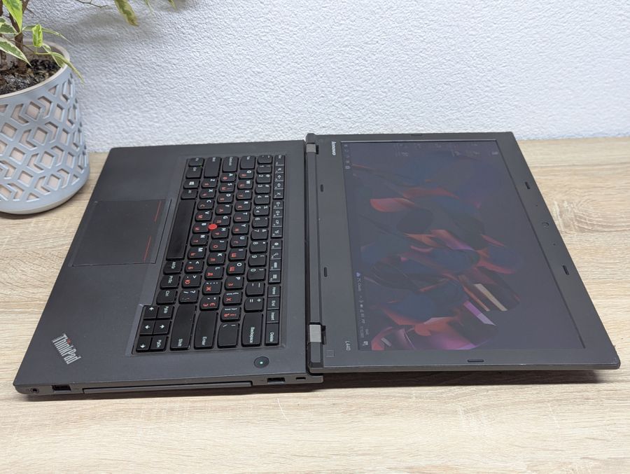 Ноутбук Б/В Lenovo L440, Intel Core i5-4200M, DDR3 8GB, SSD 128GB, 14" HD