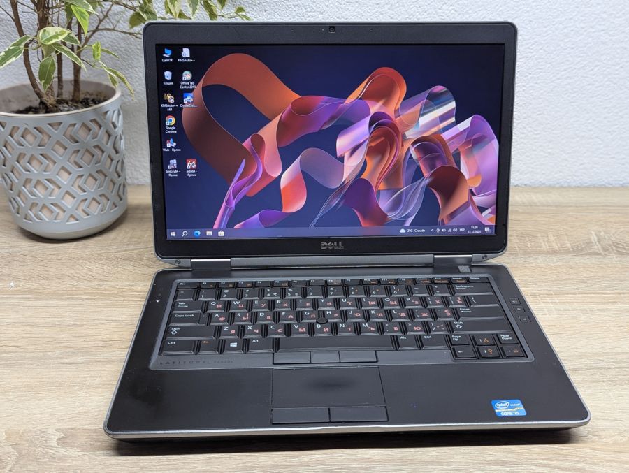 Уцінка! Ноутбук Б/В Dell Latitude E6430S, Intel Core i5-3320M, DDR3 8 GB, SSD 128GB, 14" HD