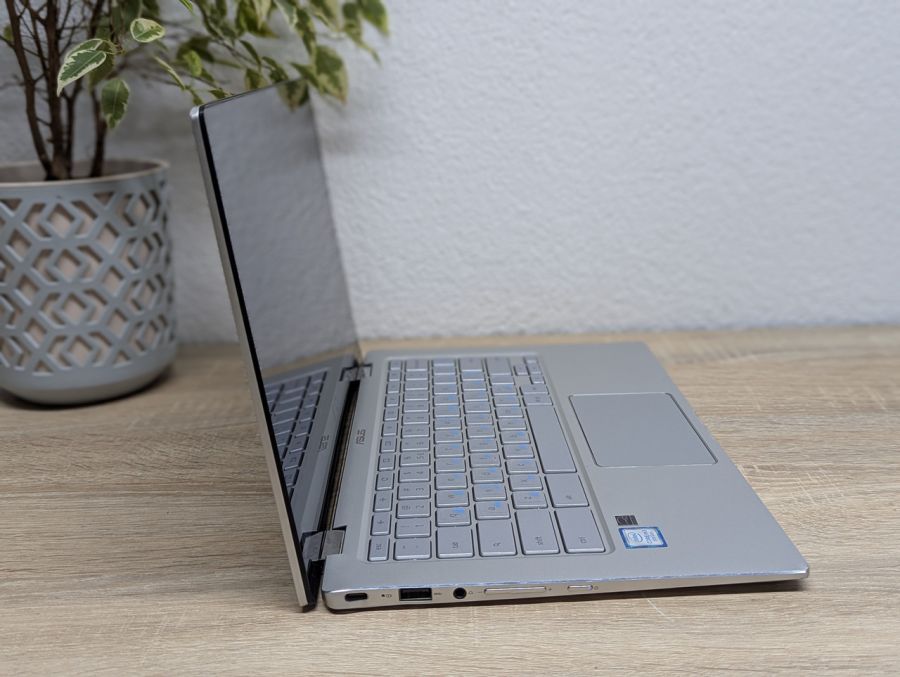 Ноутбук Б/В ASUS Chromebook Flip C434T, Intel Core m3-8100Y, DDR3 8 GB, SSD 64GB, 14" Full HD Сенсор
