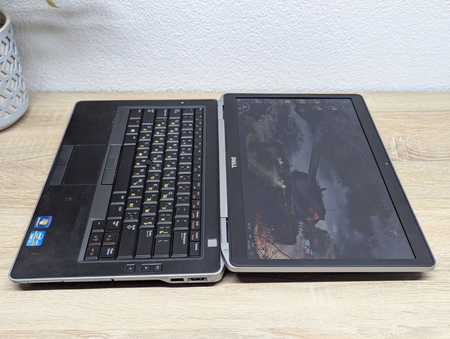 Уцінка! Ноутбук Б/В Dell Latitude E6430, Intel Core i5-3320M, DDR3 8 GB, SSD 128GB, 15.6" HD