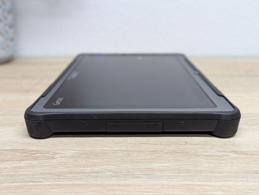 Ноутбук Б/В Getac F110 G4, Intel Core i7-7600U, DDR4 16 GB, SSD 256GB, 11.6" HD