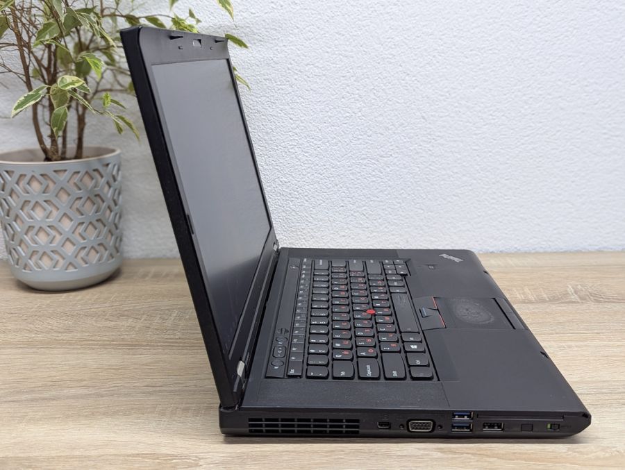 Уцінка! Ноутбук Б/В Lenovo T530, Intel Core i5-3210M, DDR3 8 GB, SSD 128GB, 15.6" HD