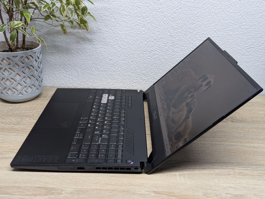 Ноутбук Б/В B Asus TUF FX517ZM, Intel Core i7-12650H, DDR4 16 GB, SSD 512GB, NVIDIA GeForce RTX 3060 8GB, 14" Full HD