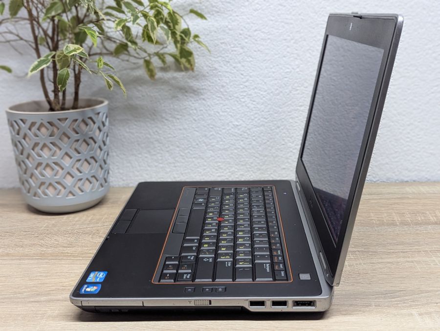 Ноутбук Б/В Dell Latitude E6420, Intel Core i5-2520M, DDR3, SSD 128GB, 15.6" HD