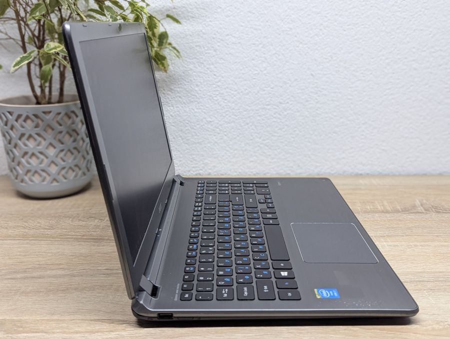 Ноутбук Б/В Acer Aspire V5-573G, Intel Core i7-4510U, DDR3 12 GB, SSD 128GB, NVIDIA GeForce GTX 850M 4Gb, 15.6" Full HD