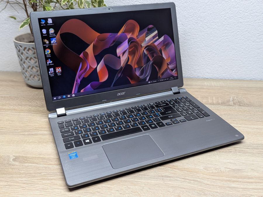 Ноутбук Б/В Acer Aspire V5-573G, Intel Core i7-4510U, DDR3 12 GB, SSD 128GB, NVIDIA GeForce GTX 850M 4Gb, 15.6" Full HD