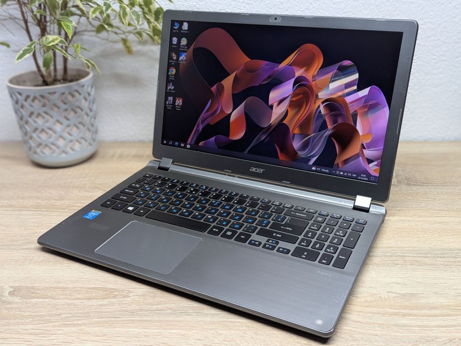 Ноутбук Б/В Acer Aspire V5-573G, Intel Core i7-4510U, DDR3 12 GB, SSD 128GB, NVIDIA GeForce GTX 850M 4Gb, 15.6" Full HD