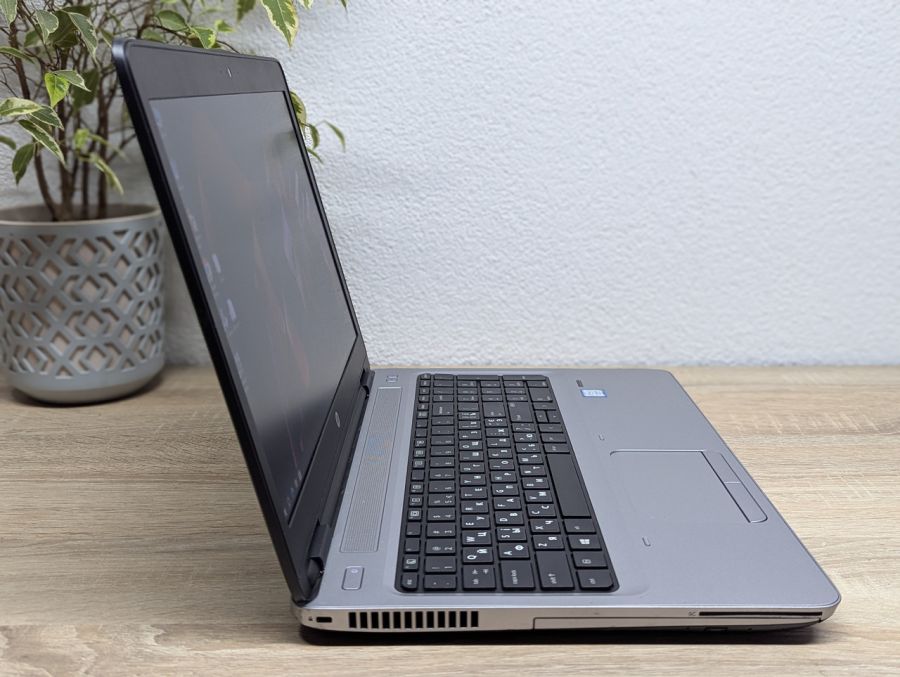 Уцінка! Ноутбук Б/В HP ProBook 650 G3, Intel Core i5-7200U, DDR4 8 GB, SSD 128GB, 15.6" Full HD