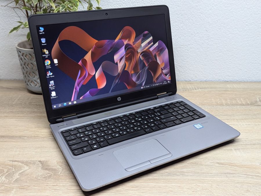 Ноутбук Б/В HP ProBook 650 G3, Intel Core i5-7300U, DDR4 8 GB, SSD 128GB, 15.6" HD