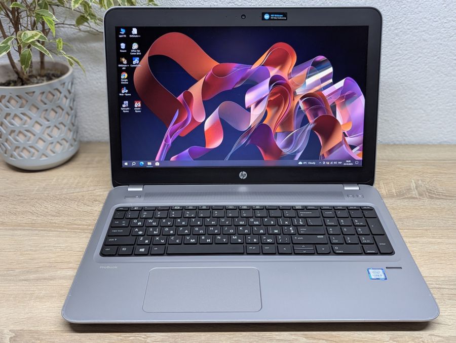 Уцінка! Ноутбук Б/В HP ProBook 450 G4, Intel Core i5-7200U, DDR4 8 GB, SSD 128GB, 15.6" Full HD