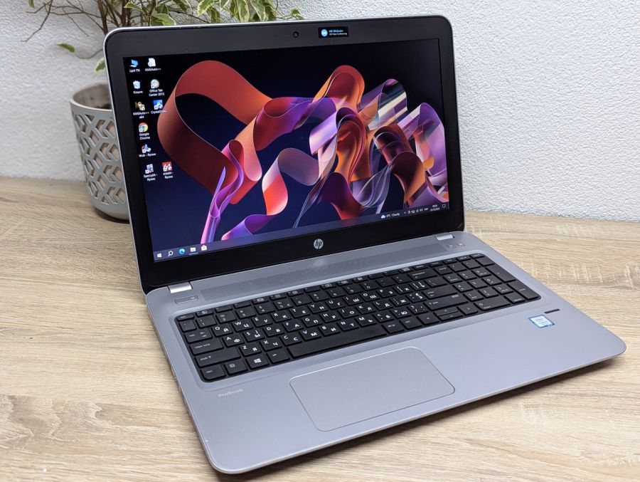 Уцінка! Ноутбук Б/В HP ProBook 450 G4, Intel Core i5-7200U, DDR4 8 GB, SSD 128GB, 15.6" Full HD