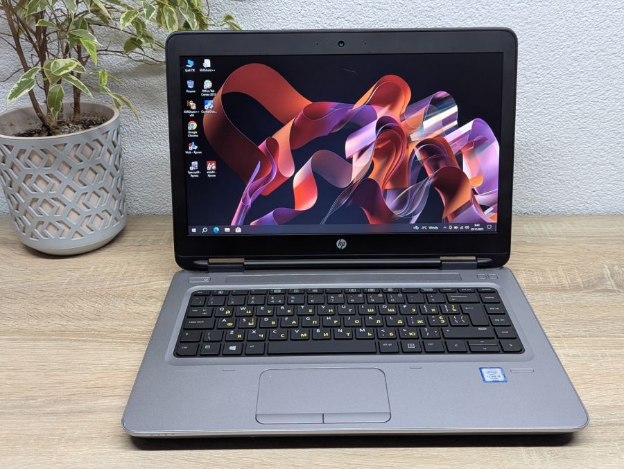 Уцінка! Ноутбук Б/В HP ProBook 640 G2, Intel Core i3-6100U, DDR4 8 GB, SSD 128GB, 14" HD