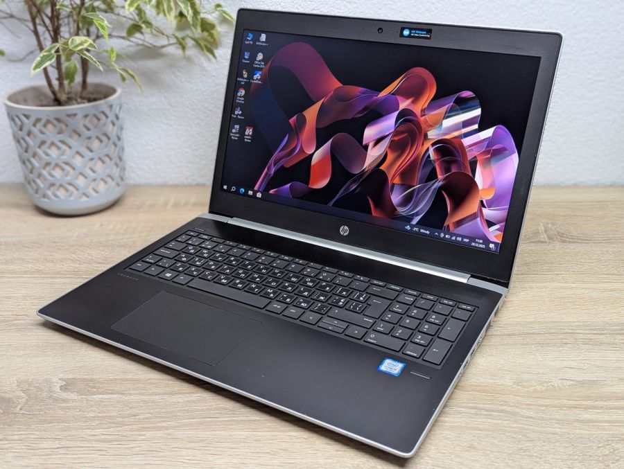Уцінка! Ноутбук Б/В HP ProBook 450 G5, Intel Core i3-7100U, DDR4 8 GB, SSD 256GB, 15.6" HD