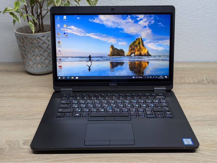 Уцінка! Ноутбук Б/В Dell Latitude E5470, Intel Core i5-6300U, DDR4 8 GB, SSD 128GB, 14" Full HD Сенсор