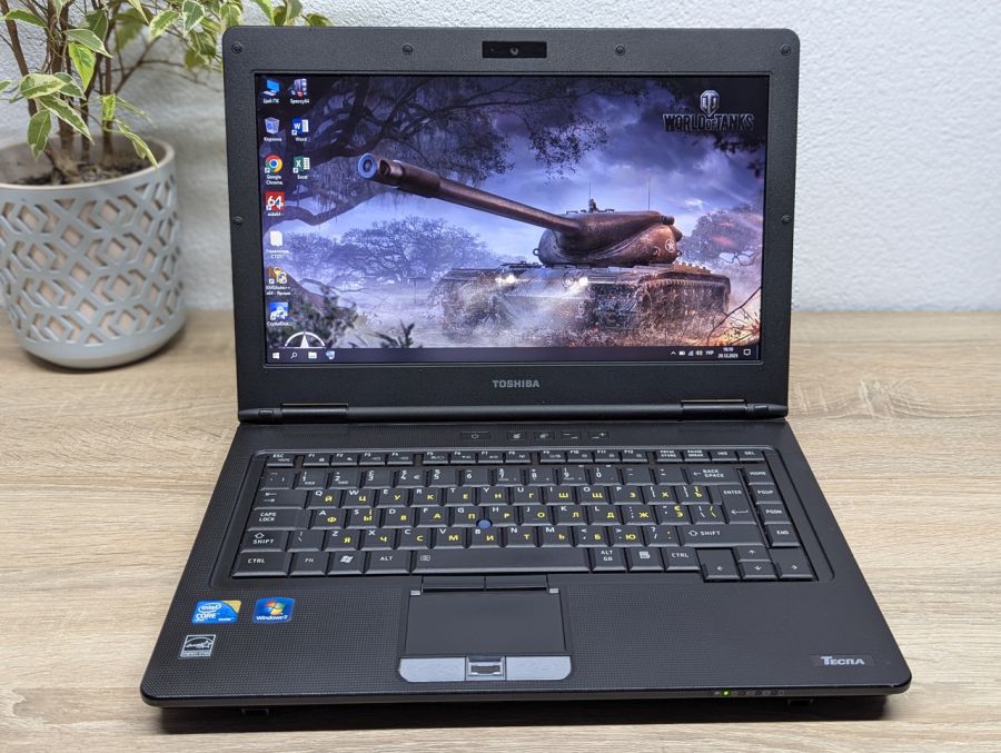 Ноутбук Б/В Toshiba Tecra M11, Intel Core i5-560M, DDR3, SSD 128GB, 14" HD