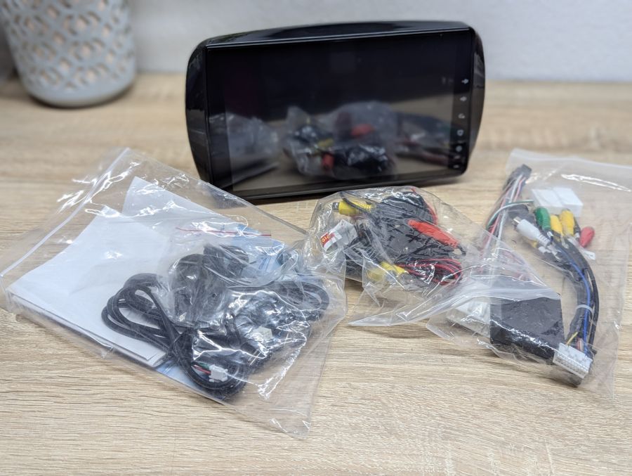 Новий Універсальна автомобільна мультимедійна система на базі Android