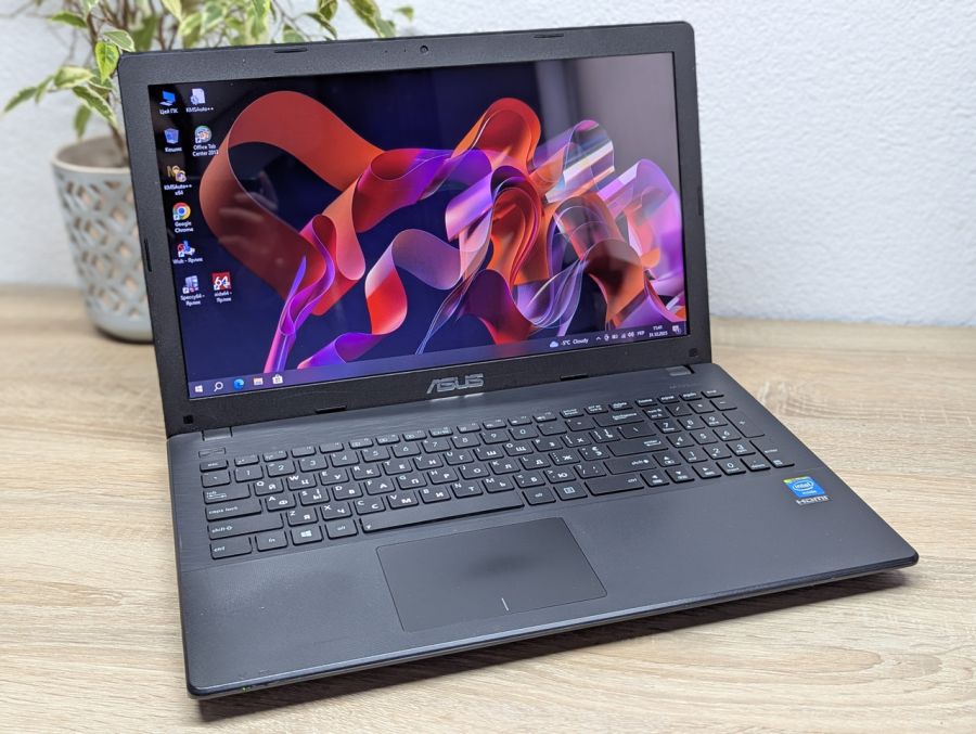 Ноутбук Б/В ASUS X551C, Intel Celeron 1007U, DDR3 4 GB, SSD 128GB, 15.6" HD