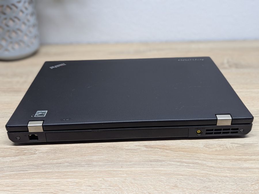 Ноутбук Б/В Lenovo L430, Intel Core i3-2328M, DDR3 8 GB, SSD 128GB, 14" HD Сенсор
