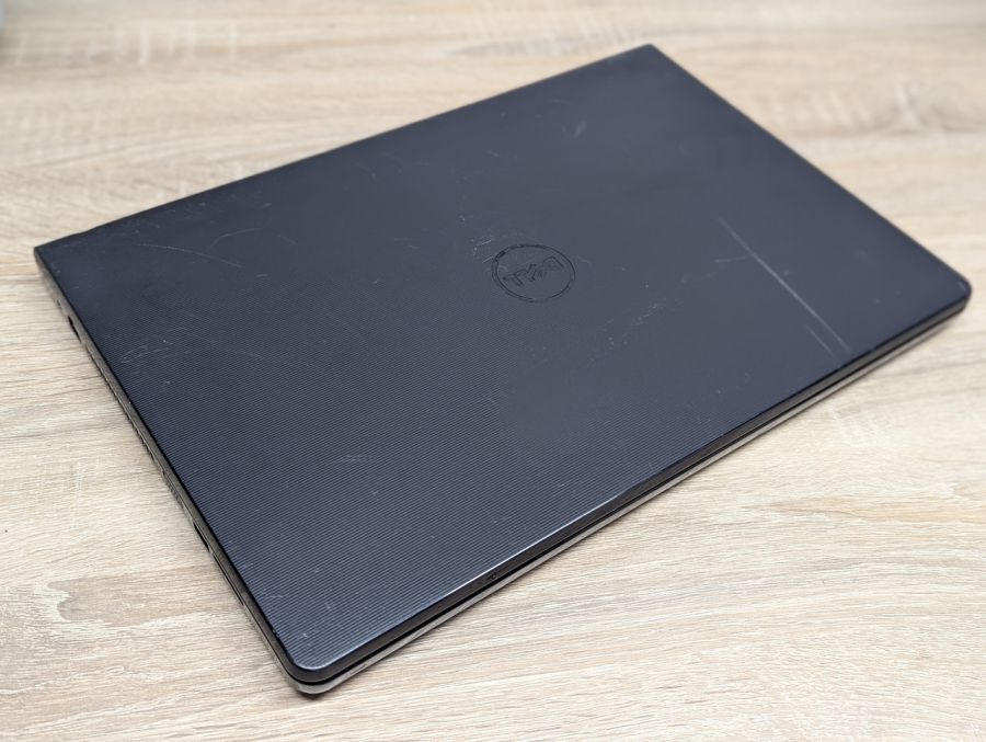 Ноутбук Б/В Dell Vostro 3559, Intel Core i5-6200U, DDR3 8 GB, SSD 128GB, 15.6" HD