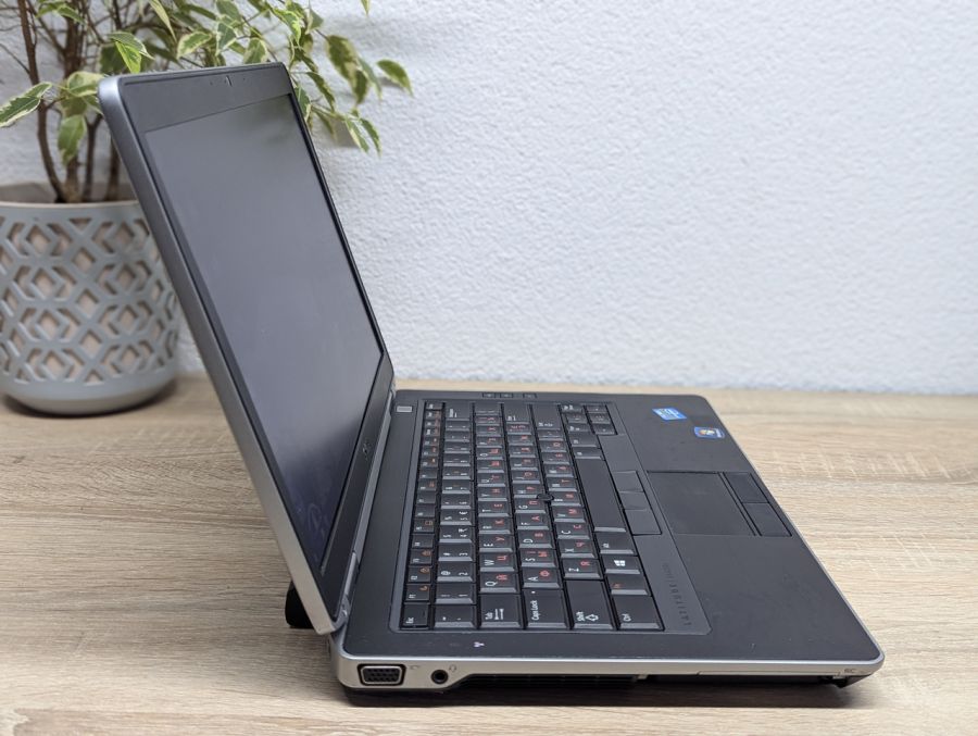 Уцінка! Ноутбук Б/В Dell Latitude E6430S, Intel Core i5-3320M, DDR3 8 GB, SSD 128GB, 14" HD