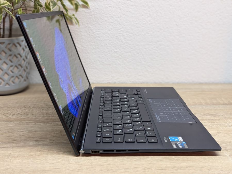 Ноутбук Б/В ASUS Zenbook 14 UX3402ZA, Intel Core i5-1240P, DDR4 16 GB, SSD 512GB, 13" Full HD