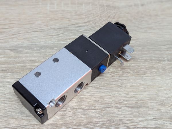Новий Пневмоклапан електромагнітний 4V210-08 12V Valve