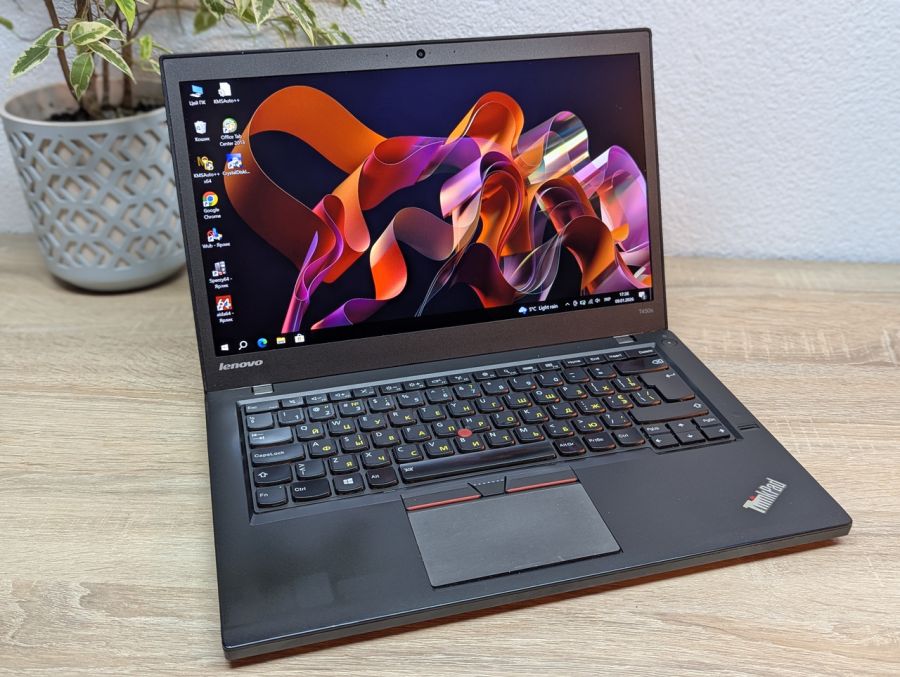 Ноутбук Б/В Lenovo ThinkPad T450S, Intel Core i5-5300U, DDR3 8 GB, SSD 256GB, 14" Full HD