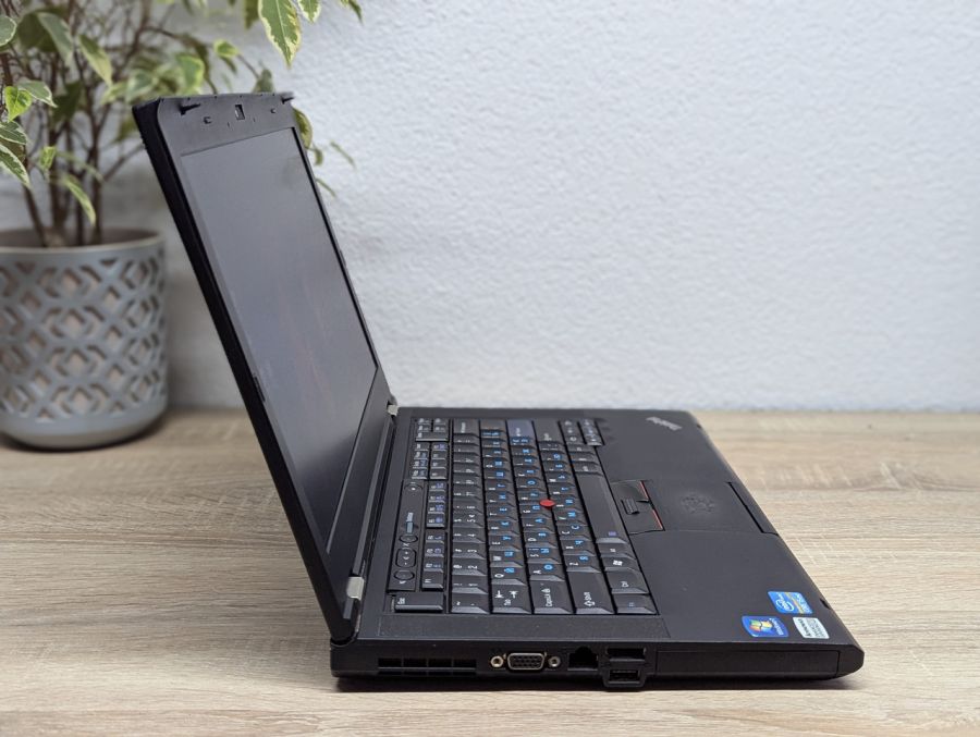 Ноутбук Б/В Lenovo T420, Intel Core i5-2540M, DDR3 8GB, HDD 500GB, 14" HD Сенсор