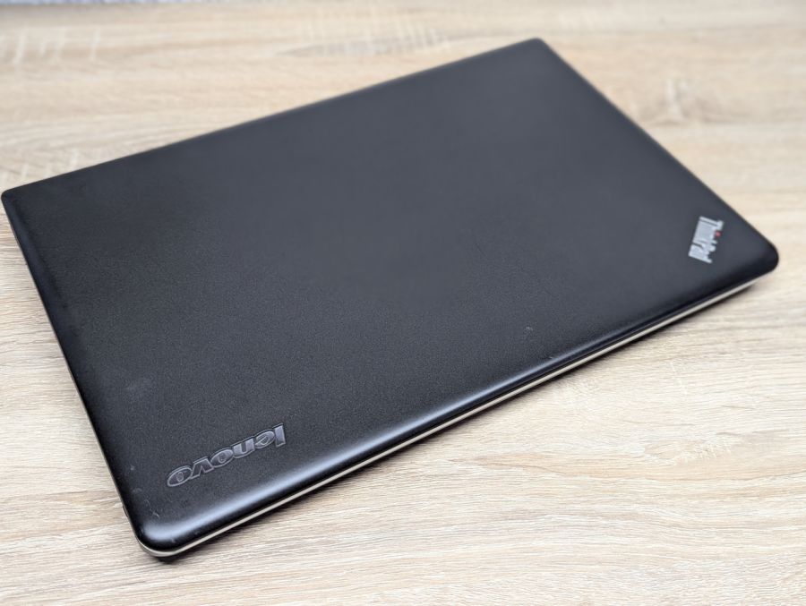 Ноутбук Б/В Lenovo ThinkPad Edge E540, Intel Core i7-4702MQ, DDR3 8GB, SSD 256GB + SSD 14GB, 15.6" Full HD